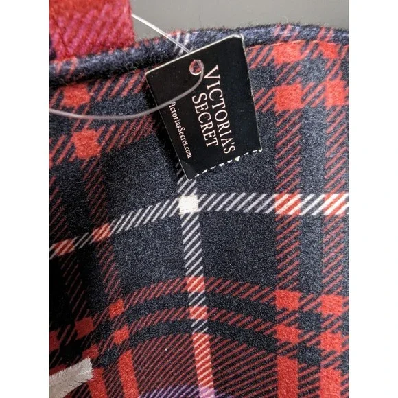 NWT Victoria's Secret Red Plaid Christmas Tote Bag. - Picture 7 of 9